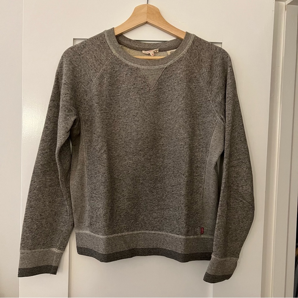 Levi’s Vintage-style Crewneck Sweatshirt in Heather Gray. Sz XS